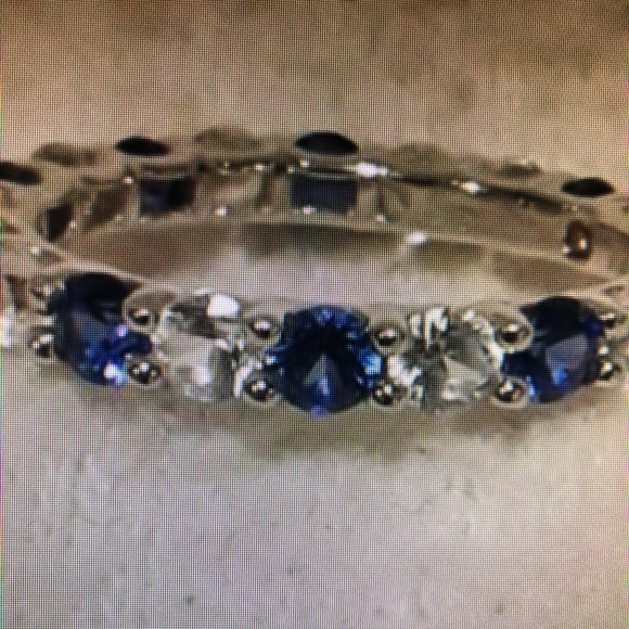 Sold - Picture 1 of 8